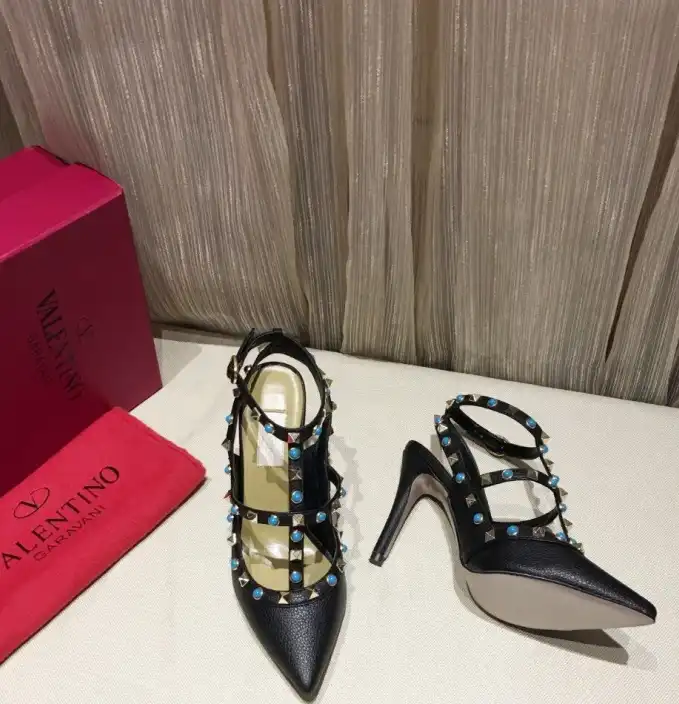 hype Valentino High Heels