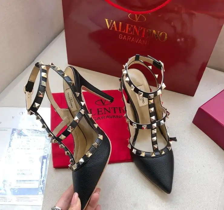 hype Valentino High Heels