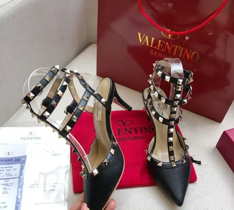 hype Valentino High Heels