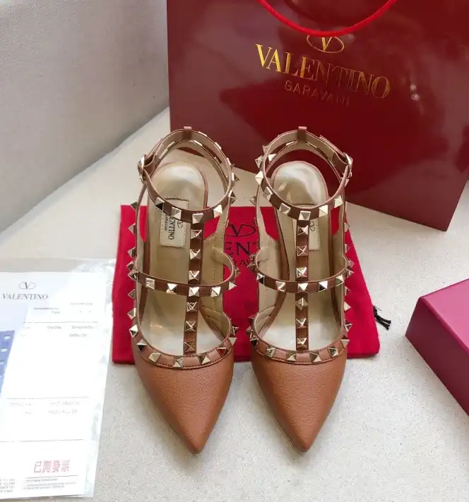 hype Valentino High Heels