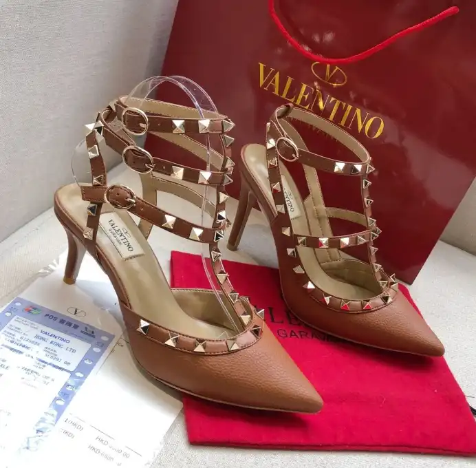 hype Valentino High Heels