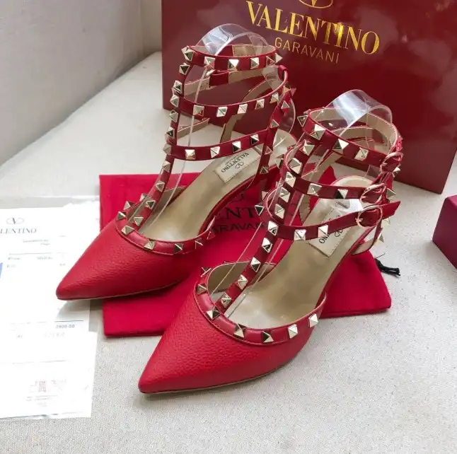 hype Valentino High Heels