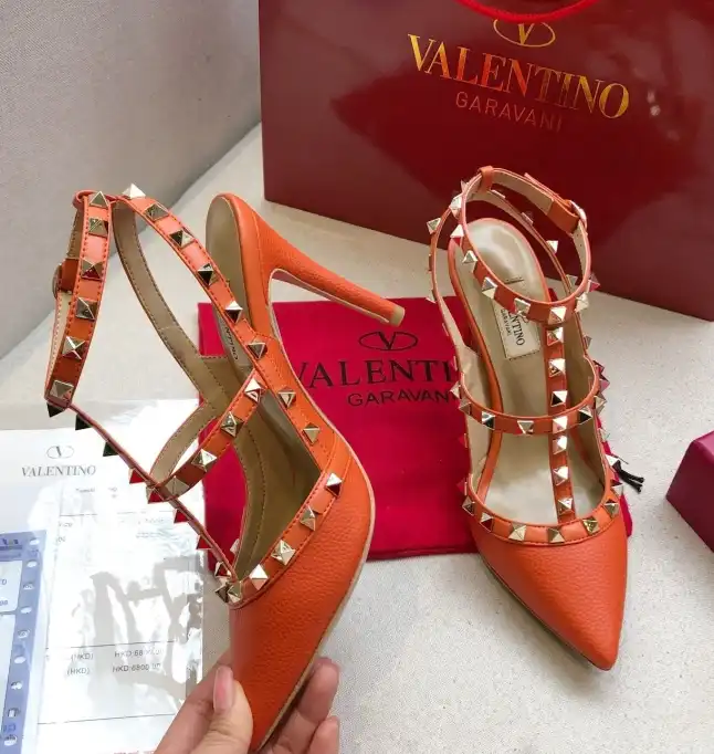 hype Valentino High Heels