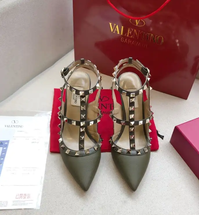 hype Valentino High Heels