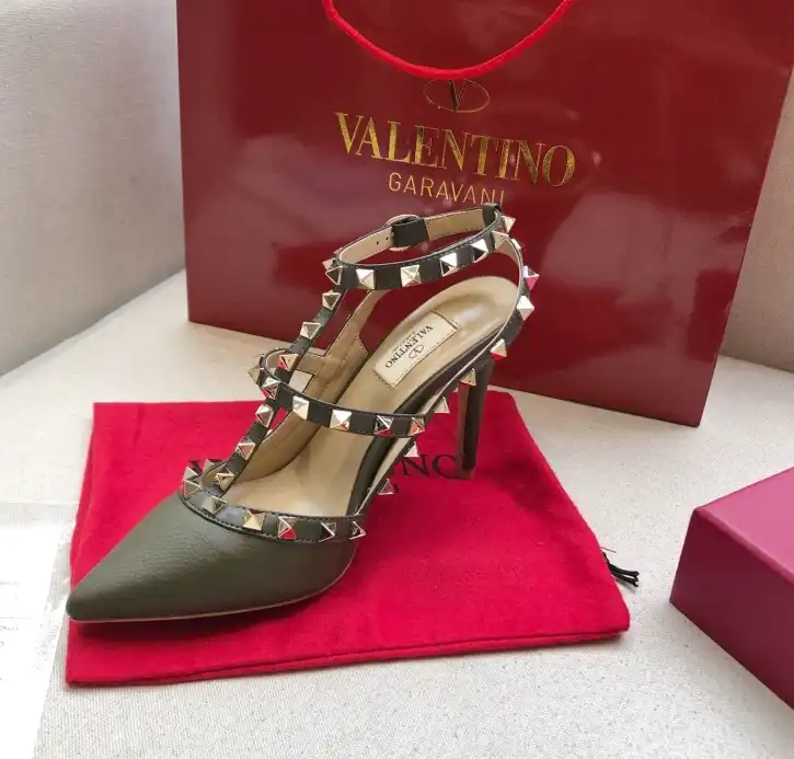 hype Valentino High Heels