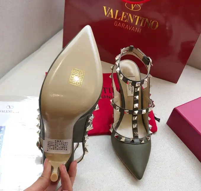 hype Valentino High Heels