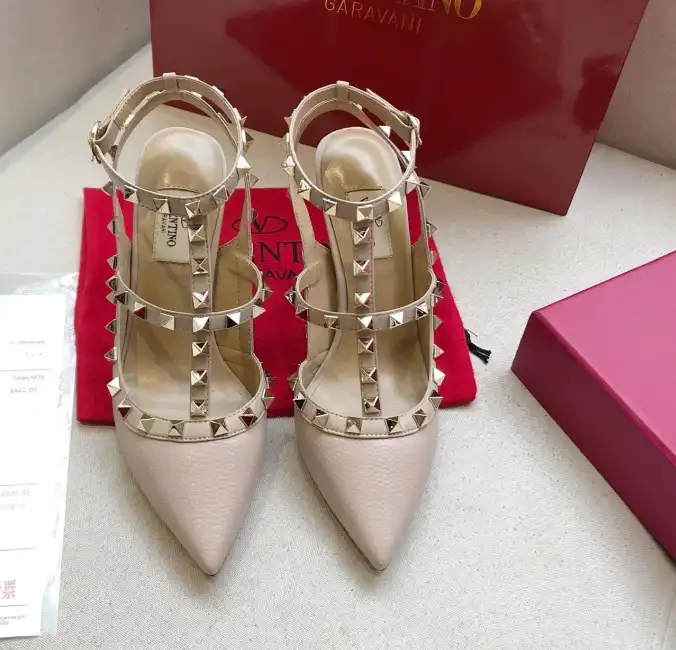 hype Valentino High Heels