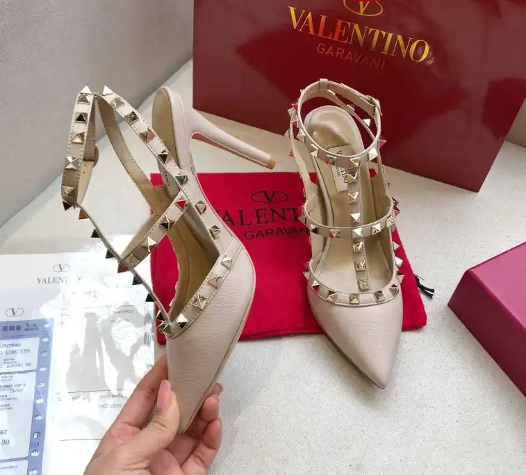 hype Valentino High Heels