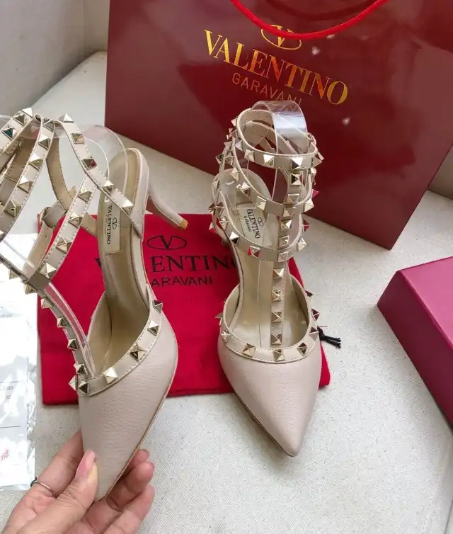 hype Valentino High Heels