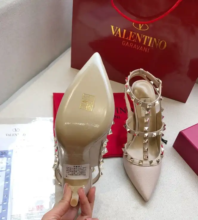 hype Valentino High Heels