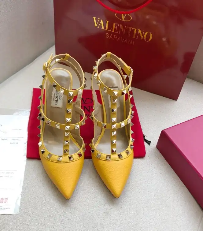 hype Valentino High Heels