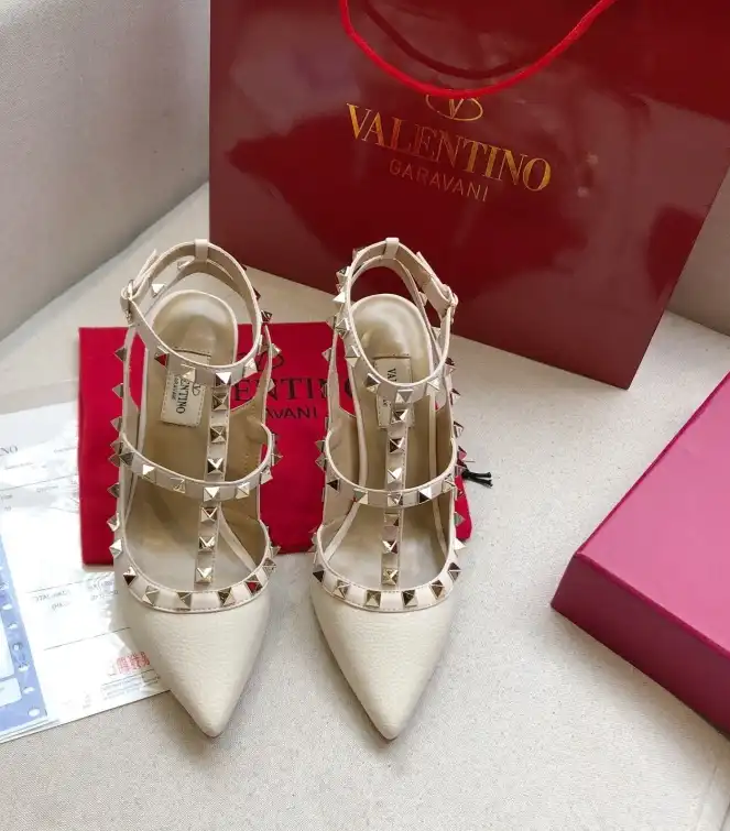 hype Valentino High Heels