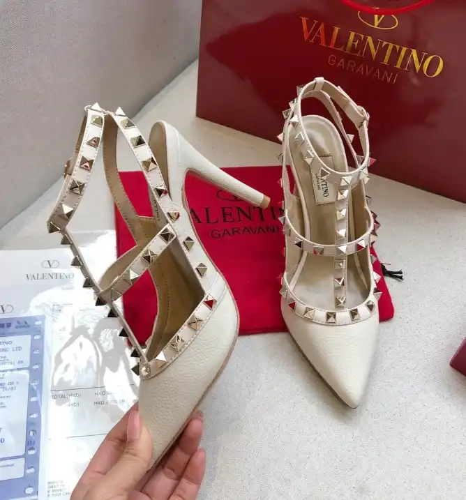 hype Valentino High Heels