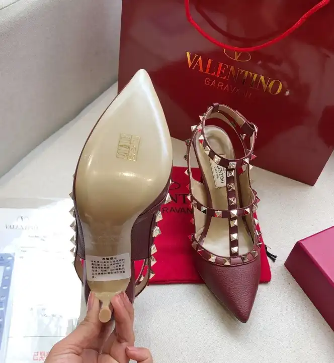 hype Valentino High Heels