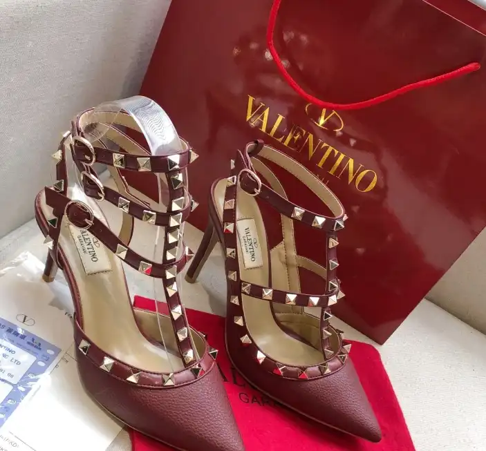 hype Valentino High Heels