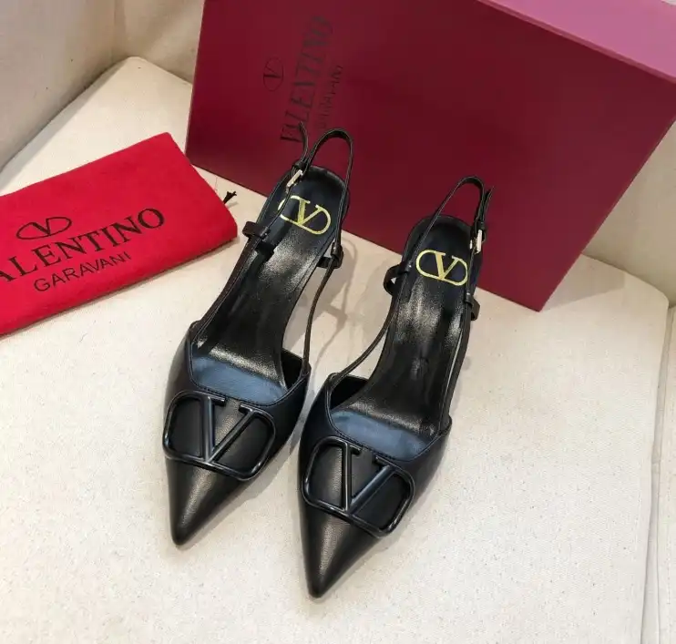 hype Valentino High Heels