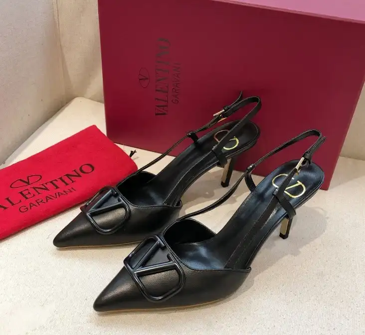 hype Valentino High Heels