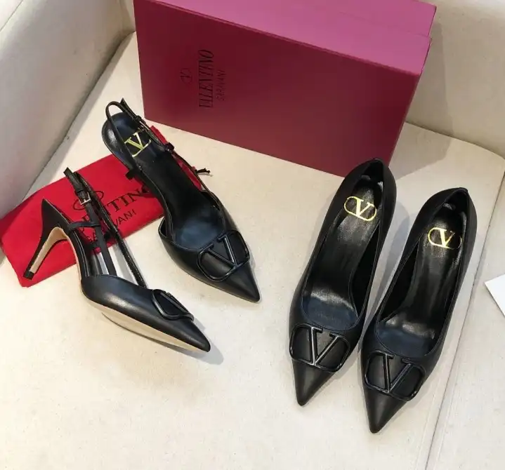 hype Valentino High Heels