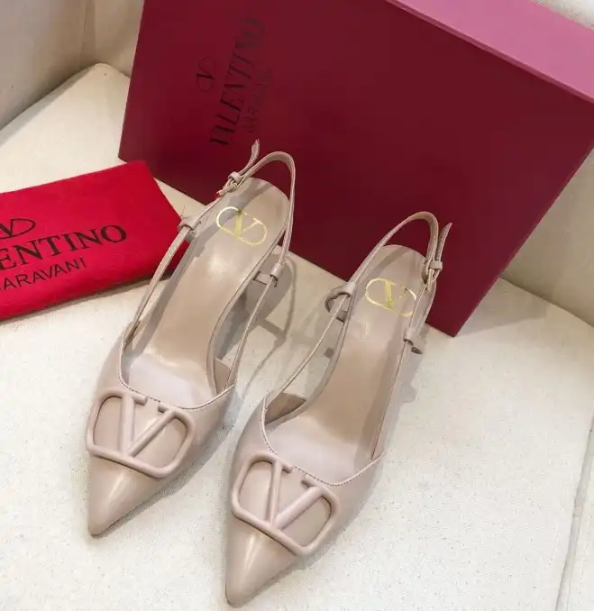 hype Valentino High Heels