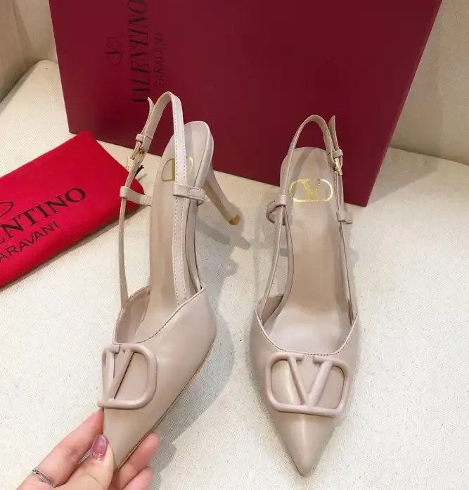 hype Valentino High Heels