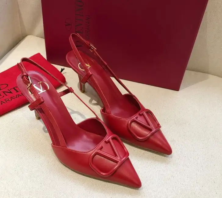 hype Valentino High Heels