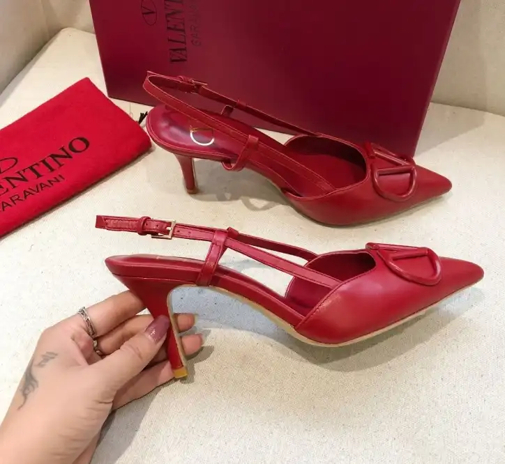 hype Valentino High Heels