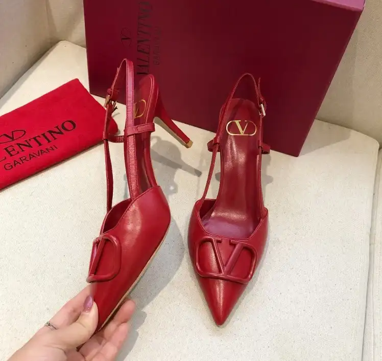 hype Valentino High Heels