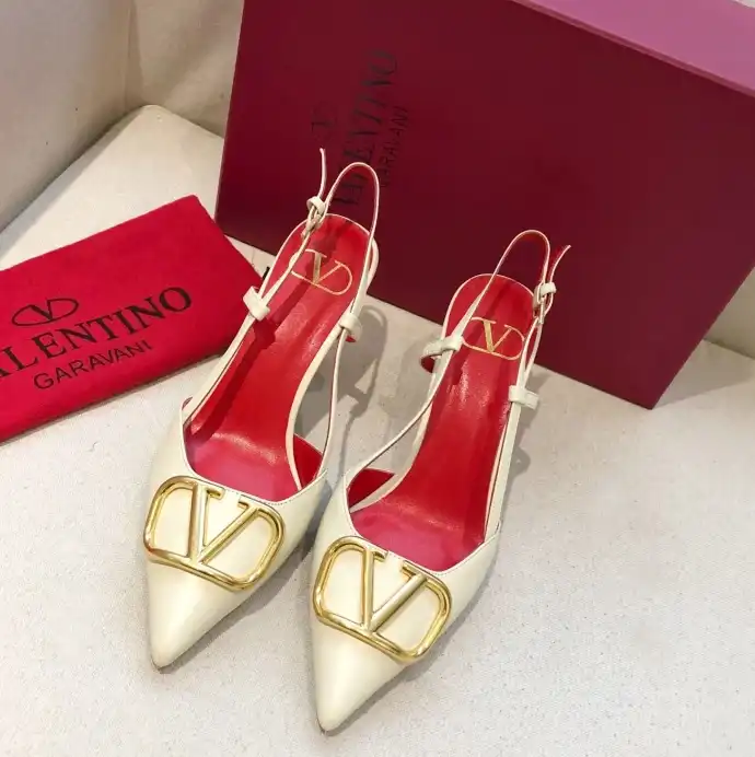 hype Valentino High Heels