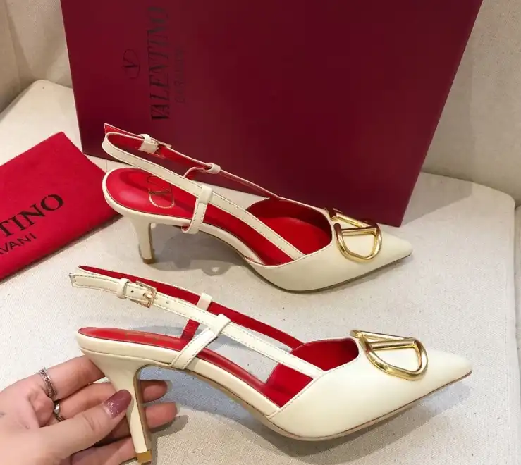 hype Valentino High Heels