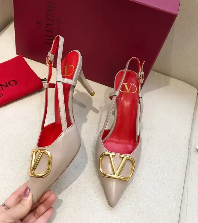 hype Valentino High Heels