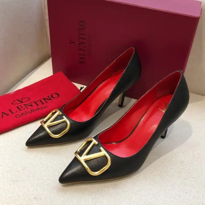 hype Valentino High Heels