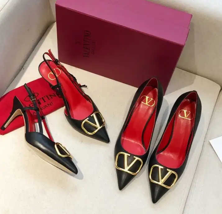 hype Valentino High Heels