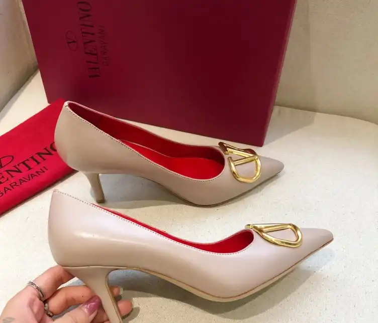 hype Valentino High Heels