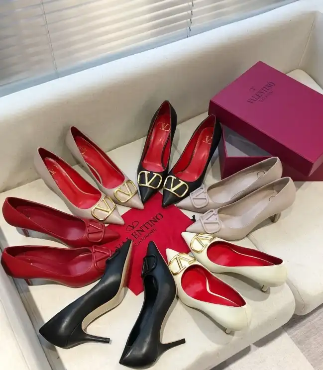 hype Valentino High Heels