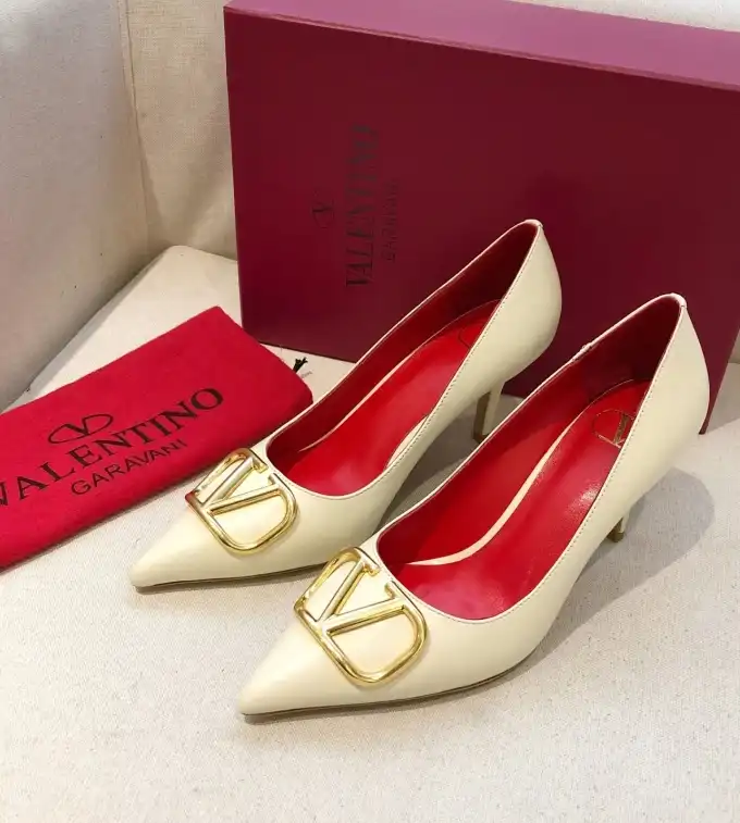 hype Valentino High Heels