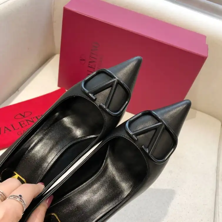 hype Valentino High Heels