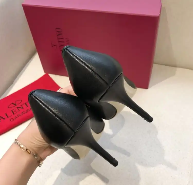 hype Valentino High Heels