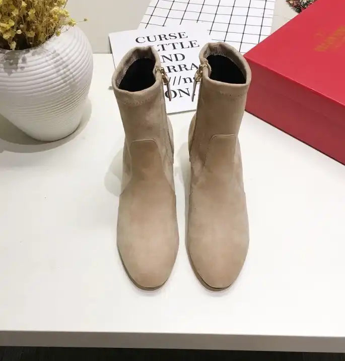 hype Valentino Boots