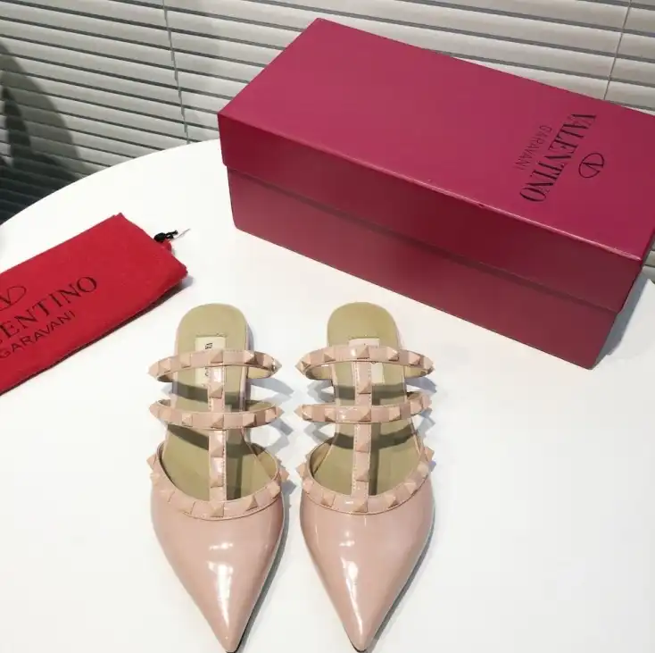 hype Valentino High Heels