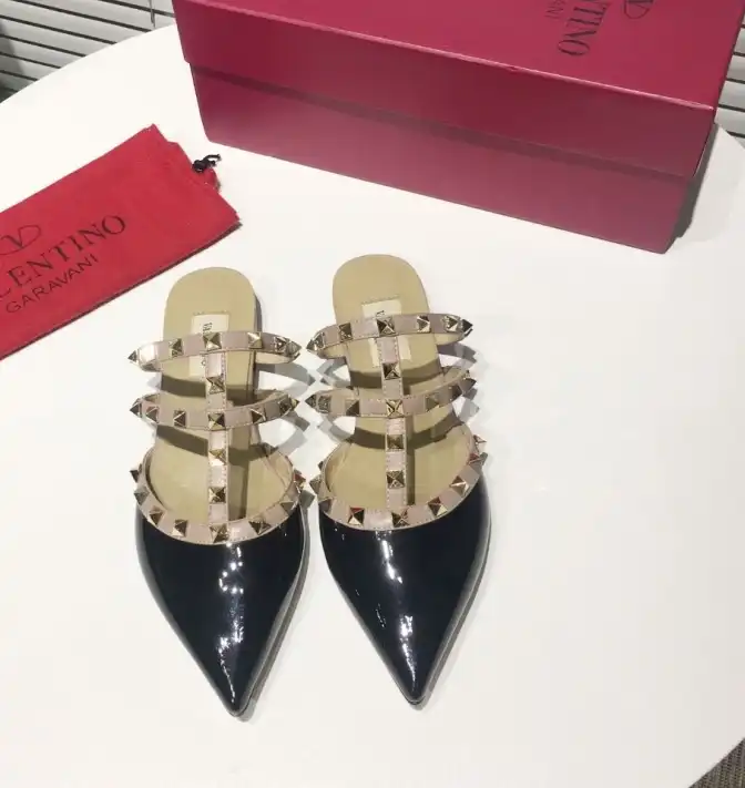 hype Valentino High Heels