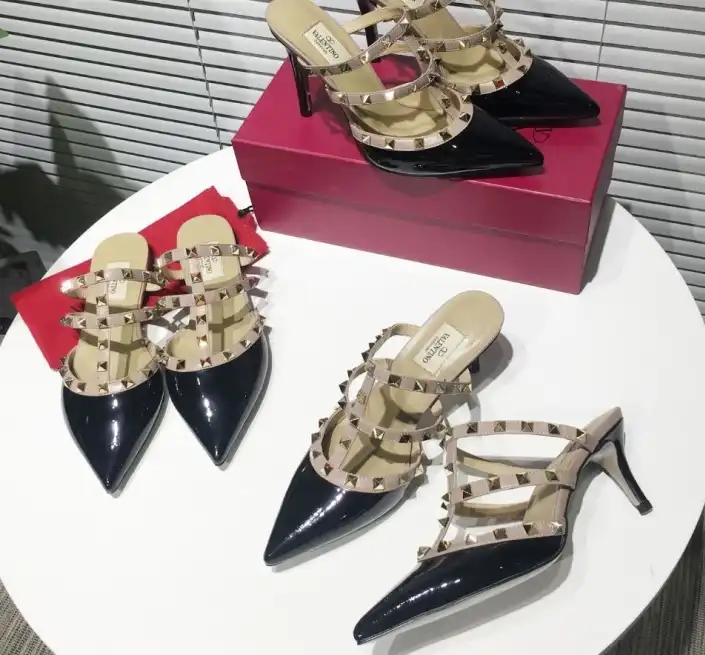 hype Valentino High Heels