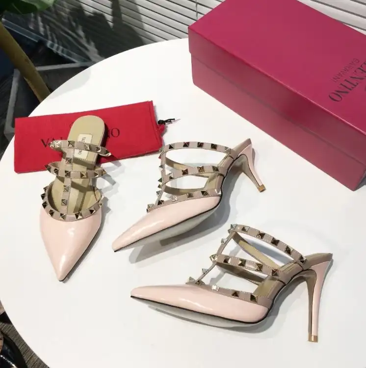 hype Valentino High Heels