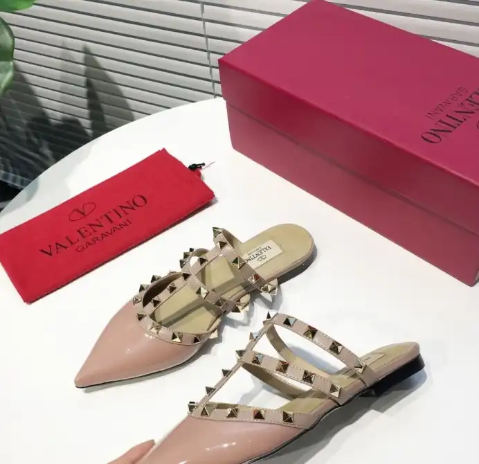 hype Valentino High Heels