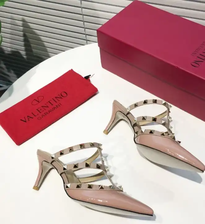 hype Valentino High Heels