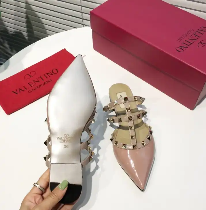 hype Valentino High Heels