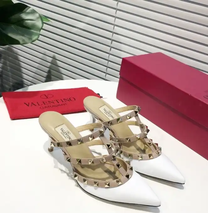 hype Valentino High Heels