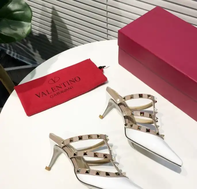 hype Valentino High Heels