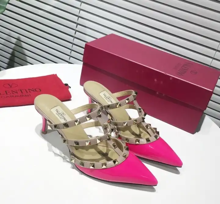 hype Valentino High Heels