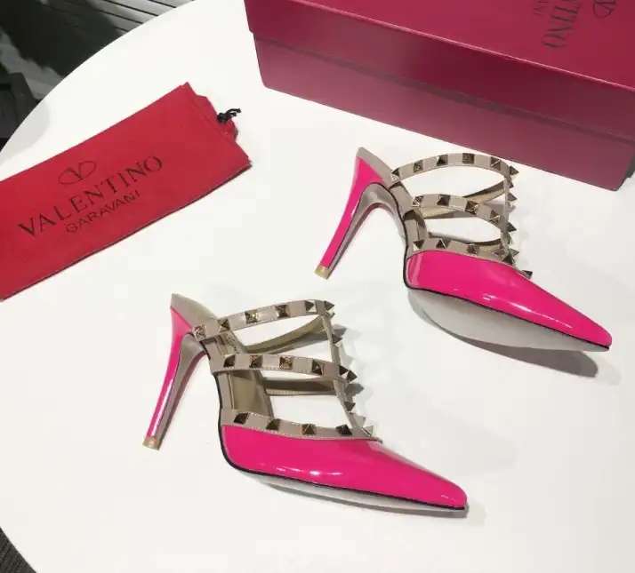 hype Valentino High Heels