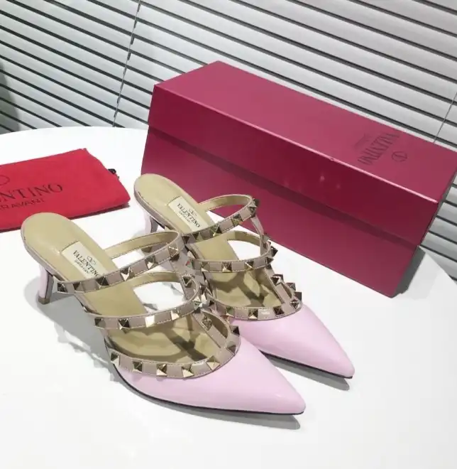 hype Valentino High Heels